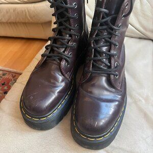 listing-status-banner